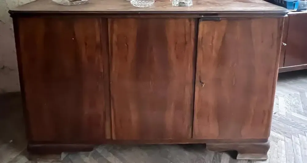 Stara komoda / kredens art déco vintage orzech antyk — praca twórcy Krzysztof A. na Freshwall Marketplace