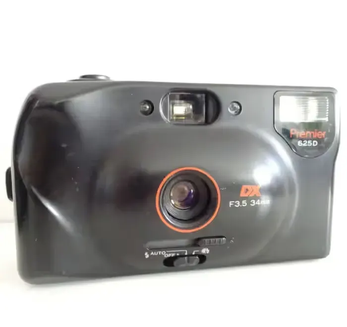Aparat fotograficzny analogowy Premier model 625D — praca twórcy Łukasz na Freshwall Marketplace