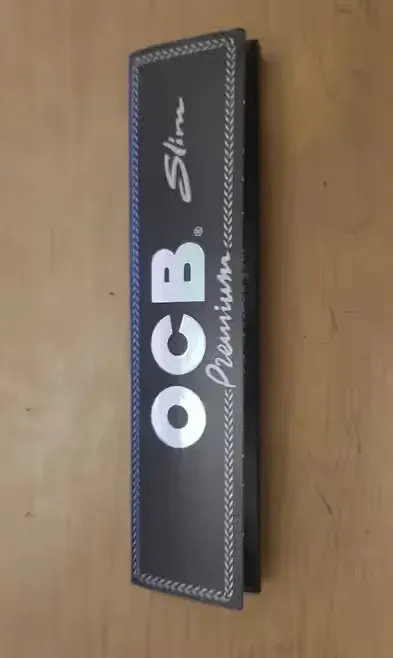 Bibułka OCB Premium Slim długa 11cm-18szt — praca twórcy Leszek na Freshwall Marketplace