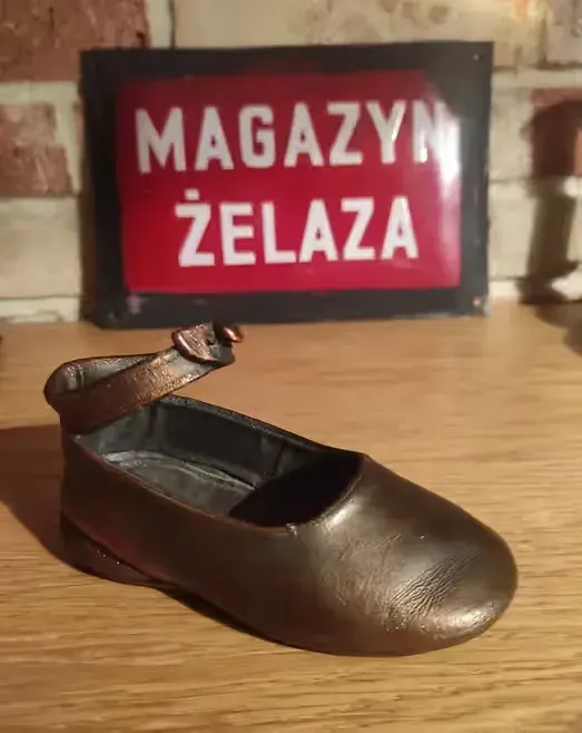 but bucik mosiężny — praca twórcy migotka44 na Freshwall Marketplace
