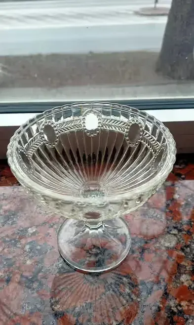 Cukiernica na nodze medaliony Hortensja katalog 1936 rok nr 33 — praca twórcy Janusz na Freshwall Marketplace