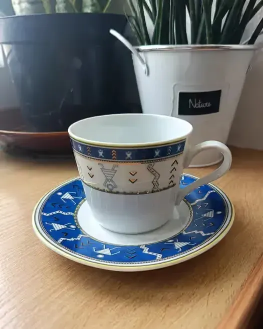 Duo, filiżanka plus talerzyk z porcelany Wawel, Wałbrzych — praca twórcy Ilona na Freshwall Marketplace
