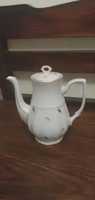 dzbanek do  kawy z okresu prl — praca twórcy marylabog50 na Freshwall Marketplace
