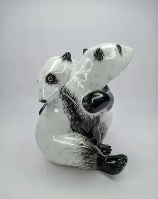 Figurka porcelanowa KPM Berlin — praca twórcy Dorota na Freshwall Marketplace