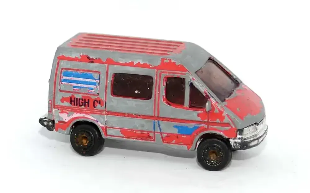Ford Transit Van 1:64 model metalowy resorak vintage retro — praca twórcy RIIDII na Freshwall Marketplace