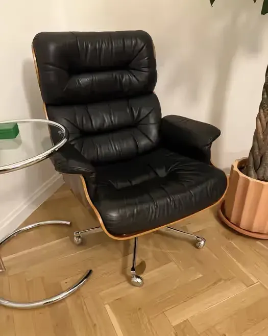 Fotel skórzany Martin Stoll, vintage , mid century — praca twórcy Cezary na Freshwall Marketplace