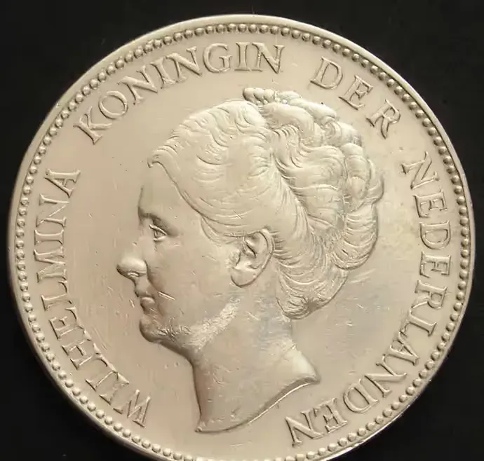 Holandia 1 gulden 1931 - królowa Wilhelmina - srebro — praca twórcy Andres na Freshwall Marketplace