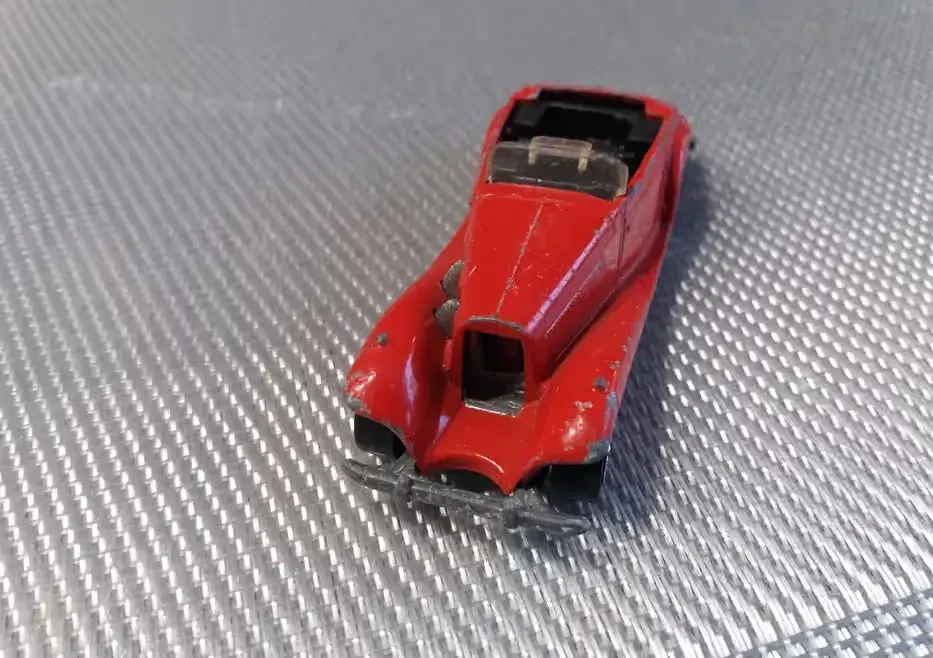Hot wheels model samochodu 1:64 — praca twórcy Ewa na Freshwall Marketplace