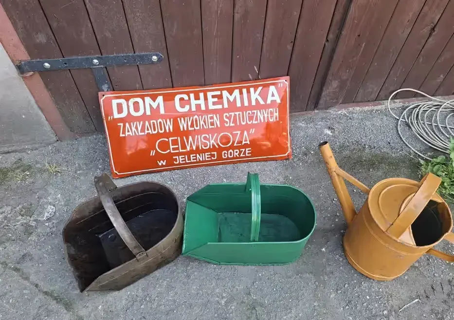 Kobiałki,konewka tablice Prl — praca twórcy joanna na Freshwall Marketplace