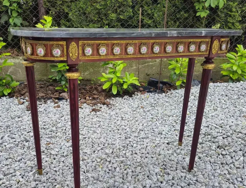 konsola w stylu louisa XVI — praca twórcy brocante74 na Freshwall Marketplace