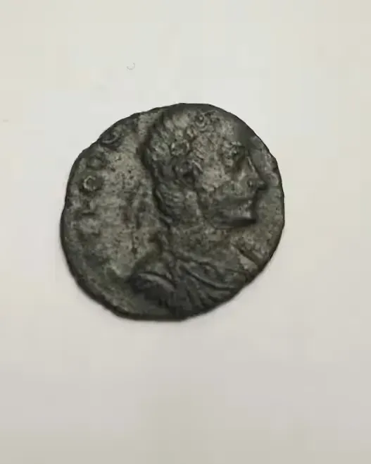 Konstancjusz II (AD 337-361) follis Securitas AE4 (1,10g/14mm) -Rzadka — praca twórcy Robert na Freshwall Marketplace