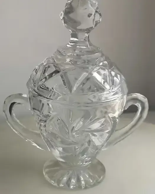 kryształowa bomboniera vintage — praca twórcy Tersa na Freshwall Marketplace