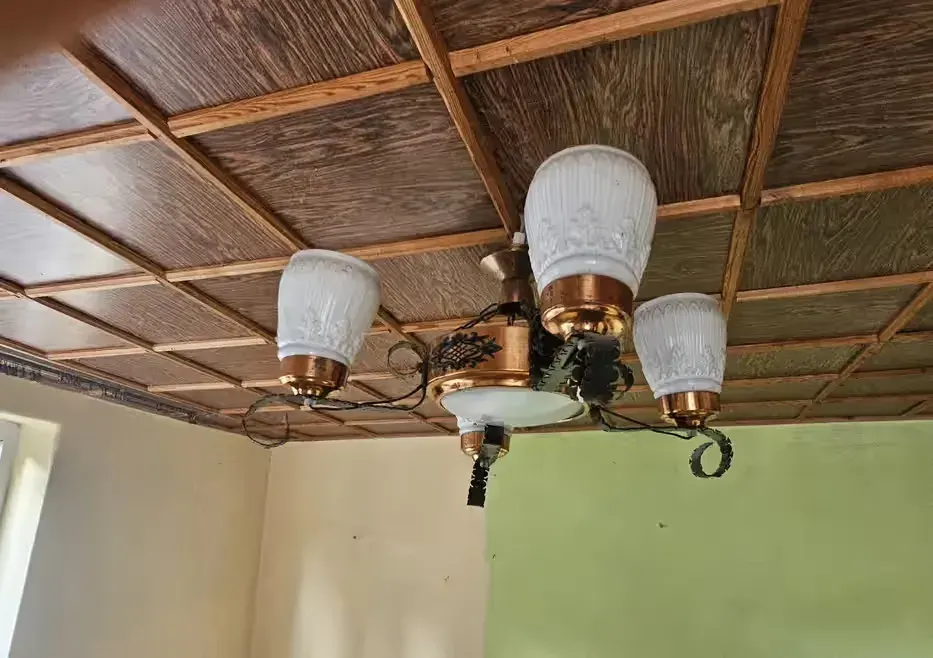 Lampa, Żyrandol prl klasyki — praca twórcy kama na Freshwall Marketplace