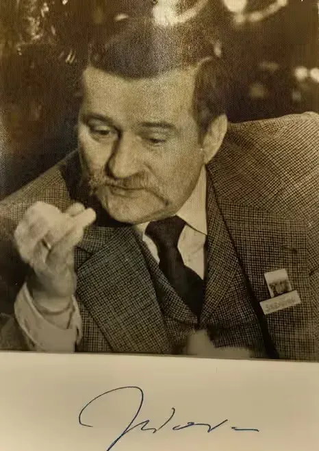 Lech Wałęsa autograf — praca twórcy Piotr na Freshwall Marketplace