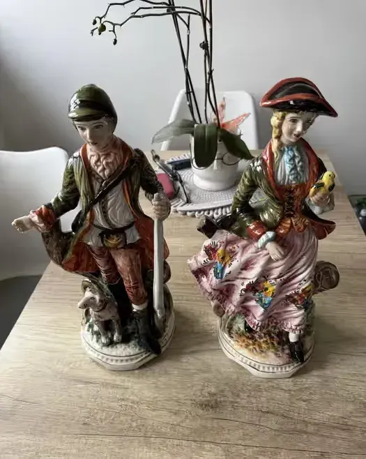 Para figur Capodimonte 43 cm — praca twórcy Artur na Freshwall Marketplace