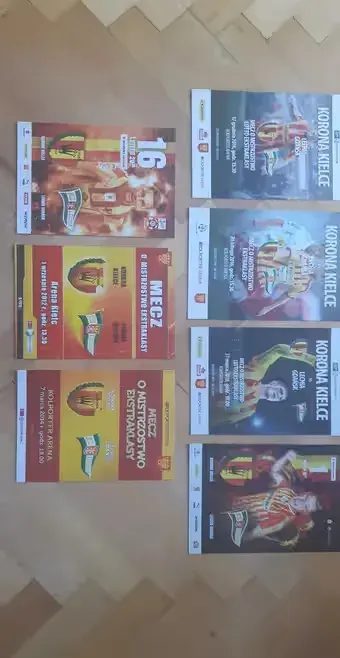 programy meczowe Korona Kielce -Lechia Gdańsk zestaw 7 sztuk — praca twórcy artur na Freshwall Marketplace