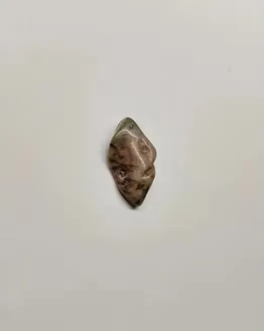 Sprzedam minerał różowy opal — praca twórcy Adrian na Freshwall Marketplace