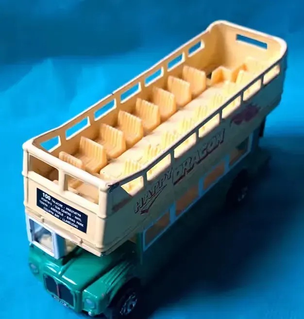 Stare autko, resorak Corgi - Routemaster Open Top Bus z 1992 roku — praca twórcy maslak71 na Freshwall Marketplace