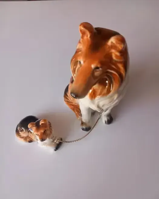 Stare japońskie figurki piesków — praca twórcy kasia na Freshwall Marketplace