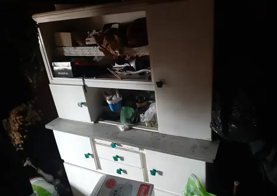 Stary kredens kuchenny — praca twórcy Dawid na Freshwall Marketplace