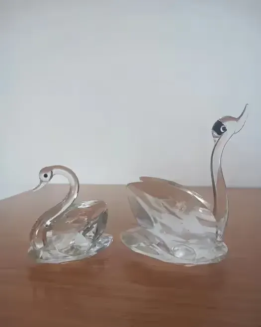 Szklane, kryształowe figurki. Łabędzie. Styl Swarovski. — praca twórcy Arek na Freshwall Marketplace