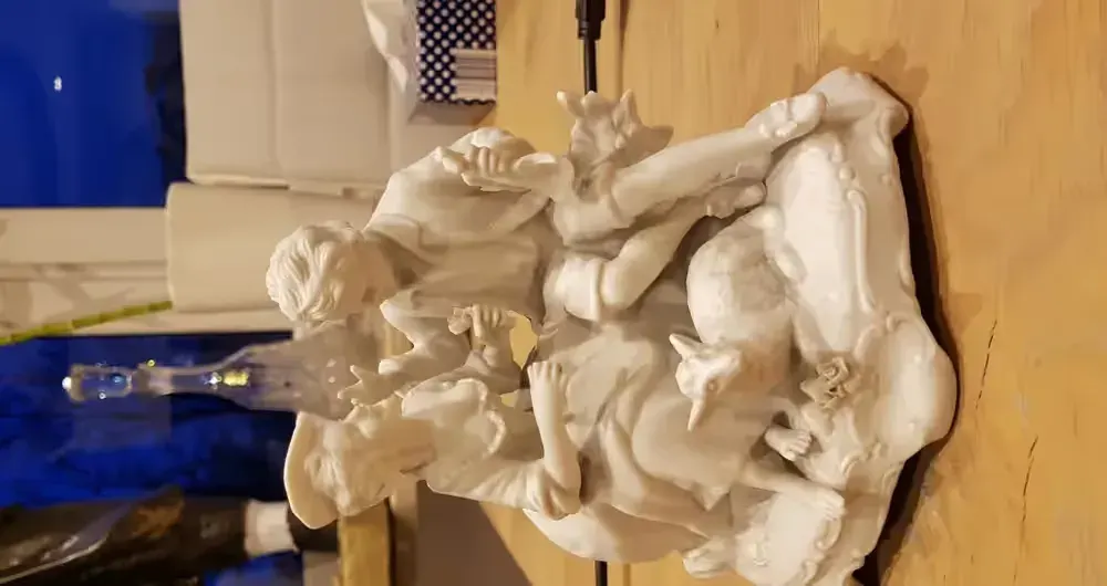 Unter weiss bach, figurka porcelanowa, porcelana, para z owca, 8320 — praca twórcy Paweł na Freshwall Marketplace