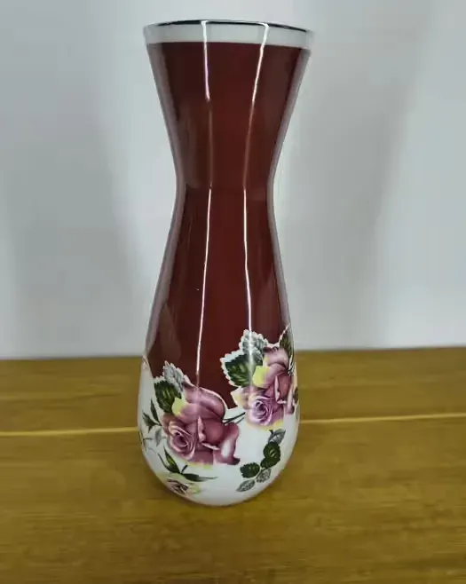 Wazon porcelanowy Lippelsdorf GDR – 29 cm — praca twórcy artemkirienko4 na Freshwall Marketplace