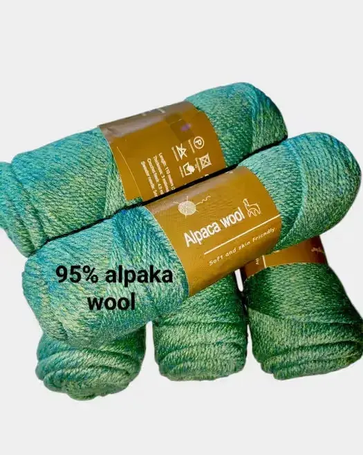 Włóczka przędza wełna alpaka 95% pakiet 600 g = 0,6 kg — praca twórcy Maria na Freshwall Marketplace