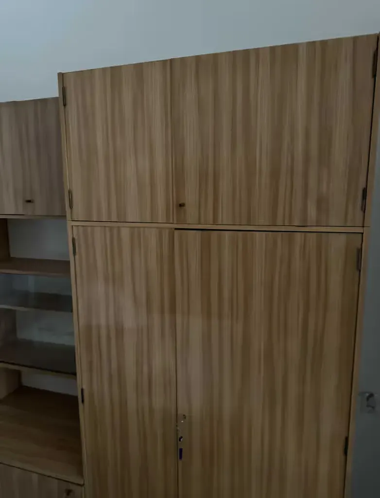 Komplet mebli – łóżko z materacem, narożnik, meblościanka i komoda tylko do czwartku. — praca twórcy Sebastian na Freshwall Marketplace
