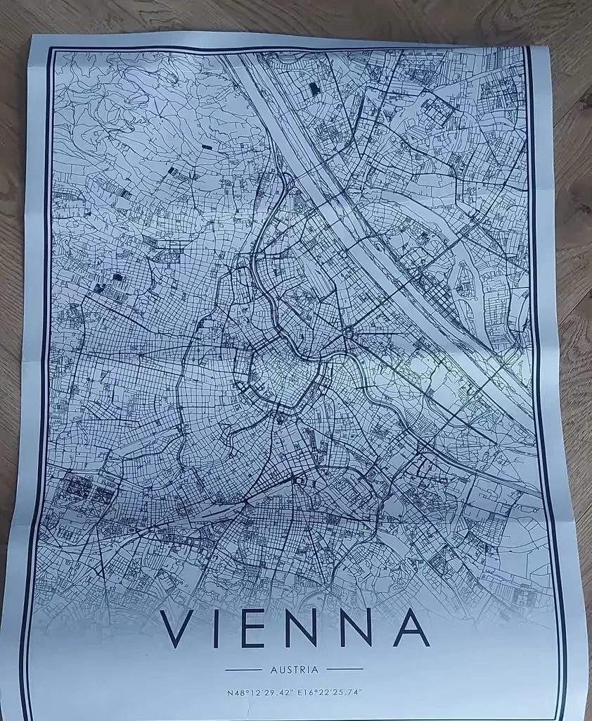 Plakat Vienna 50 cm x 70 cm — praca twórcy Gosia na Freshwall Marketplace