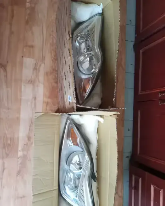 Lampa prawa i Lewa do Auta FOCUS 2 — praca twórcy GRZEŚKOWIAK PIOTR na Freshwall Marketplace