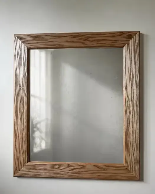 Lustro w ramie drewnianej jesionowej, styl rustykalny, naturalny — praca twórcy ASWoodArt na Freshwall Marketplace