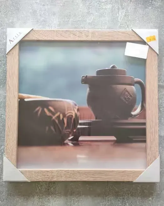 Obraz 30x30 cm w ramie – motyw czajnika i filiżanki — praca twórcy Adrian na Freshwall Marketplace