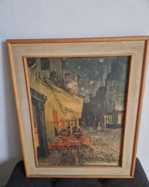 Obraz Taras kawiarni w nocy — praca twórcy Krzysztof na Freshwall Marketplace