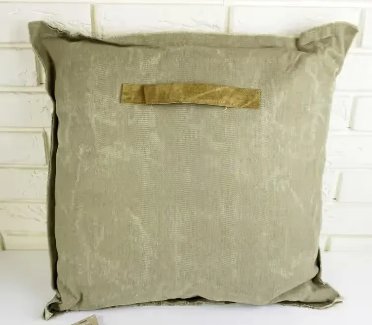 Poduszka dekoracyjna z rączką 50x50 cm styl BOHO odcienie beżu NOWA — praca twórcy maagbr na Freshwall Marketplace