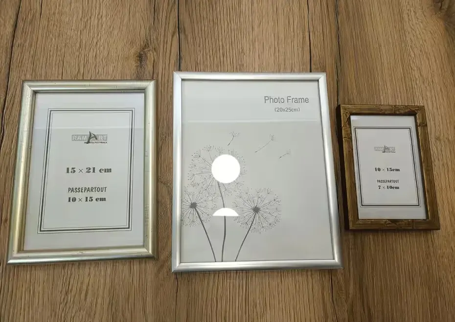 Ramki na zdjęcia — praca twórcy Joanna i Robert na Freshwall Marketplace