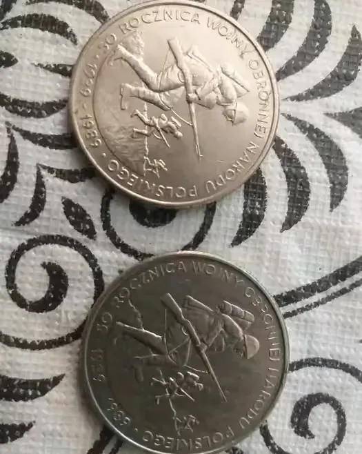 2x 500 zł z 1989 - 50 rocznica Wojny Obronnej Narodu Polskiego — praca twórcy Anna K na Freshwall Marketplace