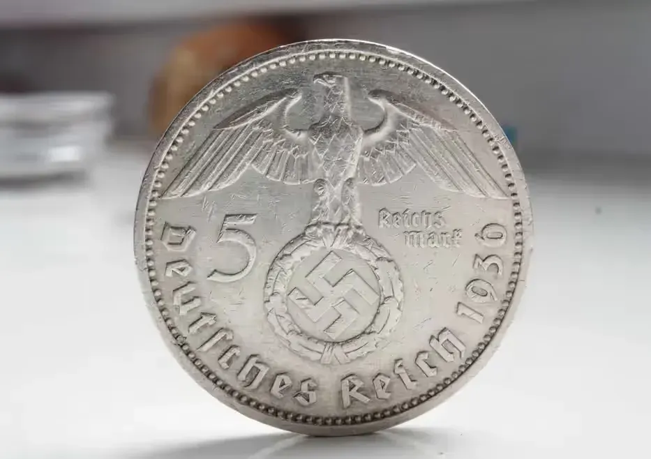 5 marek 1936 Hindenburg (Typ 2 - ze swastyką), SREBRO, Piękny stan! — praca twórcy IGOR na Freshwall Marketplace