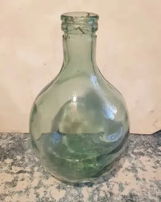 Antique European Green Glass Demijohn Wine Jug Italian Villani — praca twórcy Zenek Zalewski na Freshwall Marketplace