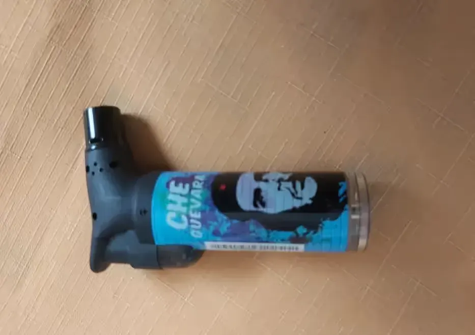 CHE GUEVARA zapalniczka żarowa — praca twórcy Grzegorz na Freshwall Marketplace
