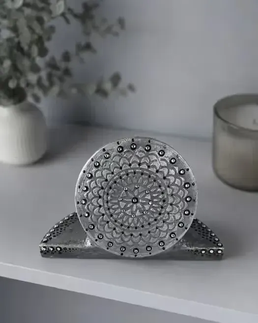 Dekoracja stojąca handmade mandala na półkę rękodzieło do wnętrz — praca twórcy Kateryna Savchenko na Freshwall Marketplace