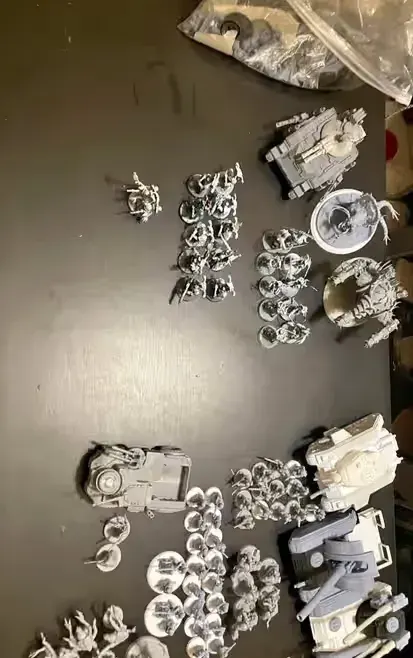Dwie armie warhammer 40k — praca twórcy Sławomir na Freshwall Marketplace