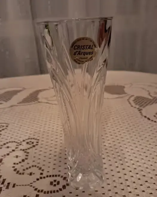 Flakonik Cristal d'Arques — praca twórcy Bartek na Freshwall Marketplace