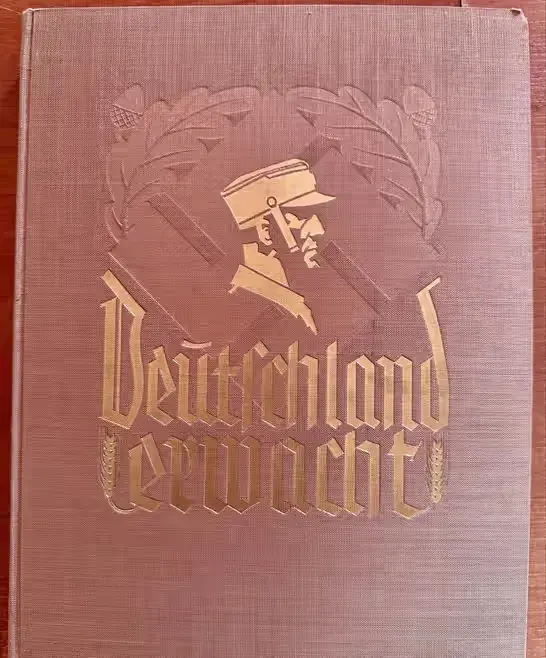 III Rzesza Hitker Deitschland Erwacht 1933 r — praca twórcy Andrzej na Freshwall Marketplace