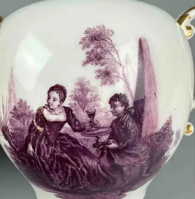 Imbryk Miśnia sceny Wateau ok 1760 r. — praca twórcy RAJ ART WODZKI na Freshwall Marketplace