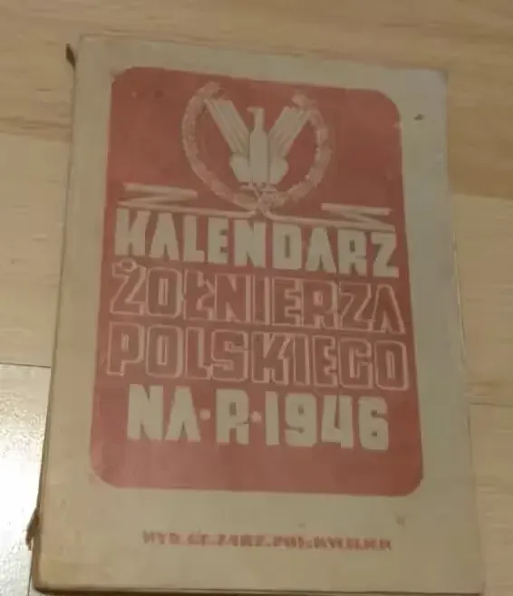 Kalendarz żołnierza polskiego na r. 1946 - UNIKAT — praca twórcy Marcin na Freshwall Marketplace