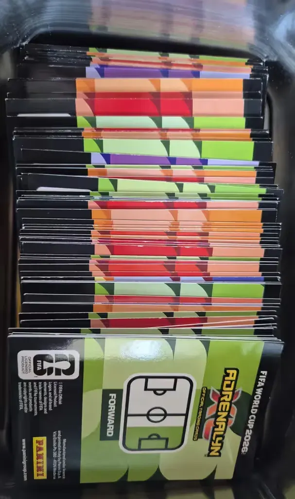 Karty fifa panini 2026 adrenalyn XL — praca twórcy Lukasz na Freshwall Marketplace