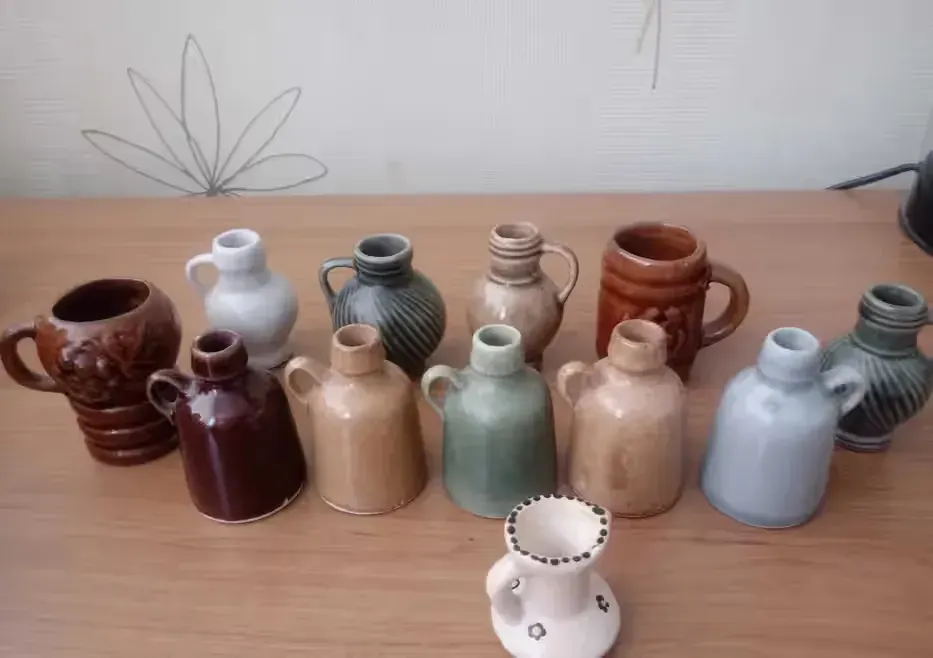 kolekcja 12 flakoników — praca twórcy Anpiet13 na Freshwall Marketplace