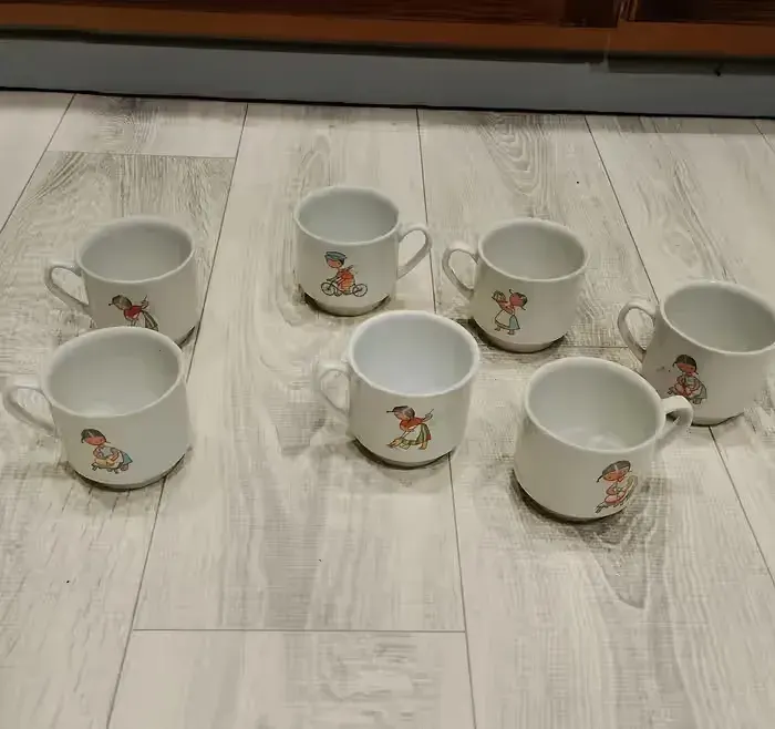 kubki Chodzież vintage — praca twórcy Znajdyprl na Freshwall Marketplace