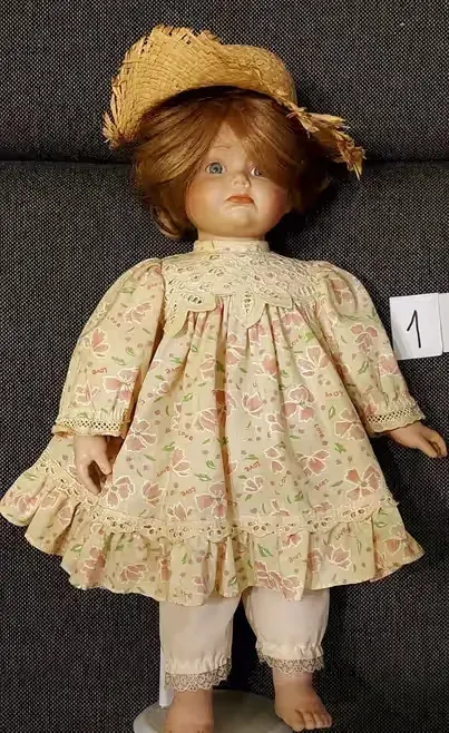 Lalka kolekcjonerska .Porcelana z dbałością o szczegóły. — praca twórcy Poliski na Freshwall Marketplace